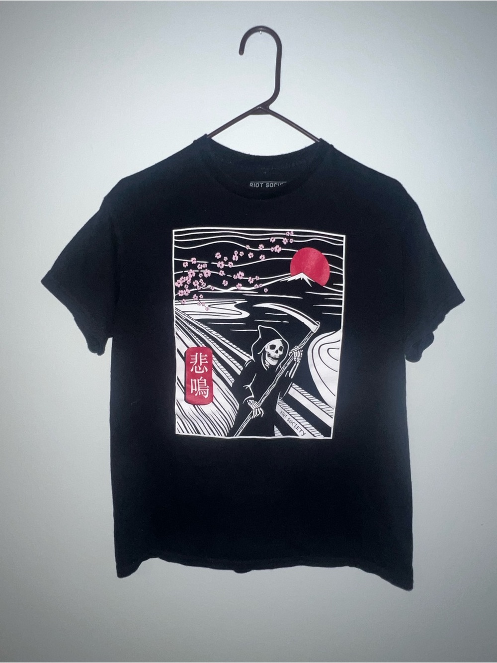 riot society Grim Reaper Skull Japanese Graphic Tee Men’s Medium Tshirt